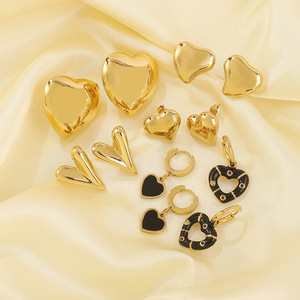 Venta al por mayor a granel personalizado hipoalergénico impermeable chapado en oro de acero inoxidable mujeres de lujo joyería de moda pendientes de aro - Product Image 6