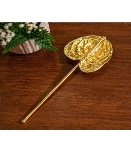Flor de Anturio Natural Chapada en Oro de 24K de Primera Calidad, Adorno Floral Decorativo para Decoración Moderna y Minimalista del Hogar, Eventos de Boda - Product Image 1
