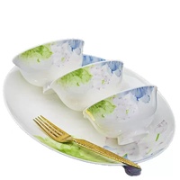 Service de table rétro en porcelaine blanche Green Lotus, vaisselle élégante en céramique à motifs floraux, compatible lave-vaisselle et four, idéal pour les dîners en famille