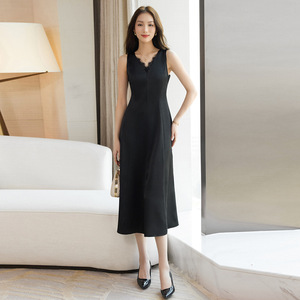 V Neck Sleeveless Satin Sheath Dress Mid Length Elegant Evening Wear - Product Image 4