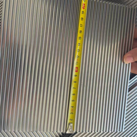 Plaque à ailettes HAYNES 25 en alliage de nickel, surface brillante, taille personnalisée, échangeur de chaleur haute température pour le traitement chimique, l'industrie pétrolière et gazière