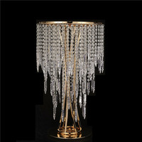 Centre de table de mariage en fer électro-plaqué or argent avec pendentifs en acrylique, support à fleurs, décorations florales européennes