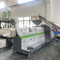 Extrudeuse Monovis Robuste Haute Capacité Lvdao 37kW 380V/220V avec Moteur PLC et Boîte de Vitesses à Roulements 6000kg LDPE PP PA PC Zhejiang 1