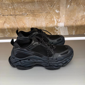 High-quality women's thick-soled fashionable designer casual walking <b>shoes</b>, men's sports breathable mesh running <b>shoes</b> - Product Image 1