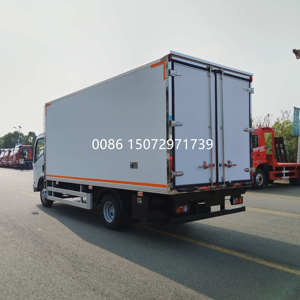 Camión Refrigerado Isuzu ELF Diésel Manual de 1-10T <span class=keywords><strong>con</strong></span> <span class=keywords><strong>Plataforma</strong></span> Elevadora Hidráulica para Transporte de Verduras, Frutas, Leche, Huevos y Alimentos - Product Image 6