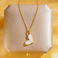 Collar de Lujo de Acero Inoxidable con Colgante de Oro de 18k, Perla, Concha, Zirconia, Trébol, Mariposa, Corazón, Letra CZ y Flor para Mujer