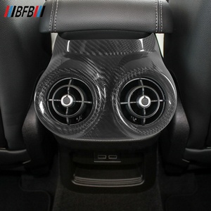 Para <span class=keywords><strong>Alfa</strong></span> <span class=keywords><strong>Romeo</strong></span> <span class=keywords><strong>Stelvio</strong></span> 2017-2024, Molduras Interiores de Fibra de Carbono Real, Cubierta de Ventilación de Salida de Aire Acondicionado Trasera - Product Image 3