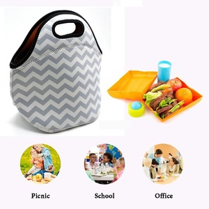 Borsa Termica Leggera Personalizzabile con Strisce, Lavabile, per Pranzo o Gite, con Cinghie, in Neoprene Isolante, per Donne <span class=keywords><strong>e</strong></span> Uomini - Product Image 4