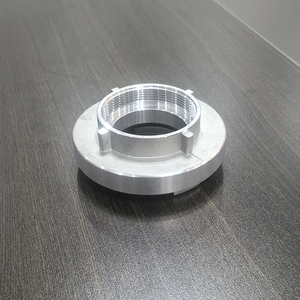 Acoplamiento Storz de aluminio para camiones de agua, componente esencial de aparatos contra incendios - Product Image 1