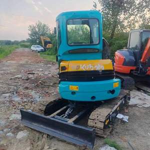 Miniexcavadora de la Marca Japonesa Líder Kx135 Equipada con Pinza Hidráulica - Product Image 6