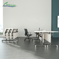 Mobilier scolaire moderne table de formation pliante bureau et chaise avec étagère pour étudiants pour la formation et l'utilisation en classe