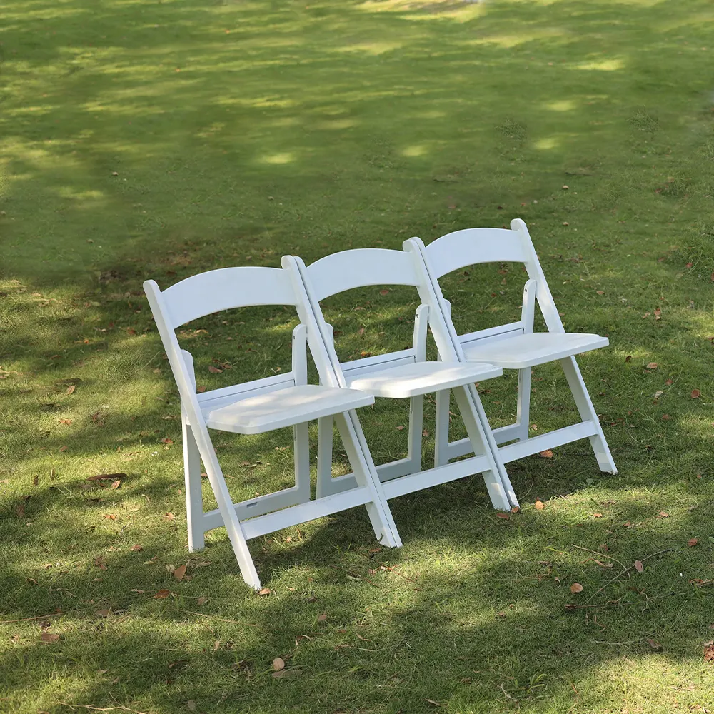 Wholesale Avant garden Colorful Resin Plastic Wedding Folding Wimbledon Chair