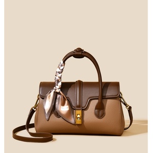 2026 Hot Selling High-End Wholesale Designer Women's Famous Factory Direct Sales Exquisite Packaging Luxury Kraft Paper Gift <strong>Bag</strong> - Product Image 2