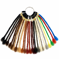 Échantillon de dreadlocks : Présentoir de couleurs, épaisseurs, longueurs et styles pour extensions de dreadlocks en cheveux naturels