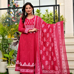 Ensemble Kurta en coton rouge imprimé pour femme avec pantalon et dupatta, coupe ample, longueur cheville, style traditionnel indien pakistanais, tenue décontractée - Product Image 1
