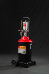 Kit de <span class=keywords><strong>pompe</strong></span> à <span class=keywords><strong>graisse</strong></span> <span class=keywords><strong>pneumatique</strong></span> haute pression 12L en acier, actionné par air comprimé, avec chariot et <span class=keywords><strong>pistolet</strong></span> à <span class=keywords><strong>graisse</strong></span> - Product Image 5