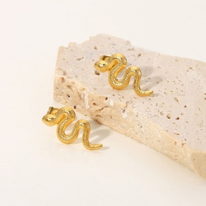 Pendientes de Serpiente de Oro de 18k para Mujer, Diseño Divertido y Moderno, Joyería - Product Image 1