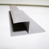 Profilés extrudés en plastique non toxique pour cadres de portes et fenêtres en PVC, profilés creux personnalisés