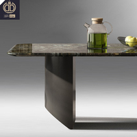 Ensemble de table à manger en marbre italien moderne avec chaises pour la maison, l'appartement, la villa - 6 places, meubles de salle à manger de luxe