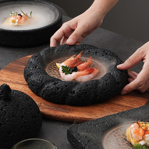 Plato de Cerámica con Diseño Artístico Japonés, Estilo Piedra Volcánica, Vajilla para Hotel, Plato para Hielo con Forma de Planeta, Presentación de Sushi y Mariscos para Fiestas - Product Image 1