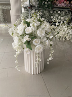 QSLH Ti459 Benutzer definierte große weiße Hochzeit Mittelstücke & Tisch dekoration OEM Seide künstliche Rose Blume Ball Herzstück