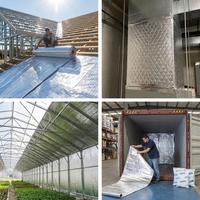 Feuille d'isolation moderne en aluminium renforcé avec tissu en fibre de verre, barrière radiante anti-UV et anti-déchirure pour sous-couche de toiture