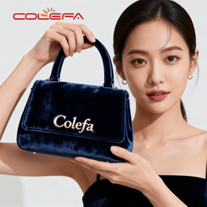 Colefa Fabricante Navy <span class=keywords><strong>Coral</strong></span> Fleece Reunidos Apertura Señoras <span class=keywords><strong>Bolso</strong></span> de mano Bolsos de <span class=keywords><strong>fiesta</strong></span> Suave Elegante Terciopelo <span class=keywords><strong>Bolso</strong></span> con cordón Logotipo personalizado - Product Image 5