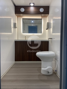 Remorque de toilettes portables de luxe personnalisée pour usage domestique, design moderne, toilettes et douche portables d'extérieur - Product Image 6