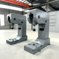 Machine de moulage par gravité industrielle à grande vitesse, unité de moulage monobloc pour la production de casseroles en fonte, remplace le moulage au sable