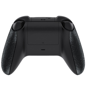 Empuñaduras Laterales de Repuesto de Goma Negra para el Control de Xbox Series X S - Product Image 2