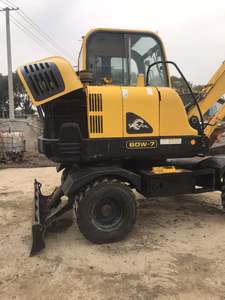 Pelle pelleteuse multifonction sur chenilles originale de la Corée Hyundai 60-7 Hyundai à haut rendement en bon état en vente - Product Image 6