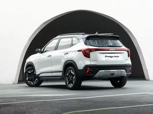 Precio Económico 2024, <span class=keywords><strong>Segunda</strong></span> <span class=keywords><strong>Mano</strong></span> 2023, Usado, <span class=keywords><strong>Kia</strong></span> Seltos <span class=keywords><strong>SUV</strong></span> de 1.5 L, Alta Calidad, 5 Puertas, <span class=keywords><strong>Kia</strong></span> Seltos Stonic en Venta a Buen Precio - Product Image 4