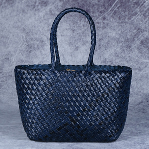 Sac fourre-tout en cuir tressé fait main grande capacité avec poignées tressées, sac rétro en cuir de vachette pour femme – Offre spéciale - Product Image 5