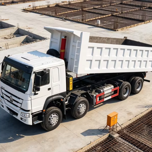 Camión Volquete Económico HOWO 8X4 <span class=keywords><strong>de</strong></span> Cuatro Ejes, con Descarga Hidráulica Opcional, LHD/RHD, para Construcción en Asia Central - Product Image 1