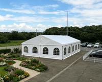 Idées de tentes de mariage magnifiques : Tente à structure traditionnelle transparente en aluminium, location professionnelle pour événements