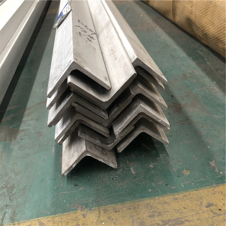 65 x 65 x 6 Steel angle iron