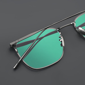 30020 Retro High-end Factory Retro Business Anti Blue Light <strong>Beta</strong> <strong>Titanium</strong> Metal Glasses Frame Men Glasses Optical Frames