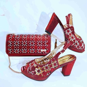 Set di <span class=keywords><strong>Scarpe</strong></span> e Borsa Africane di Alta Qualità per Feste Nigeriane <span class=keywords><strong>con</strong></span> Borsa Abbinata - Product Image 6