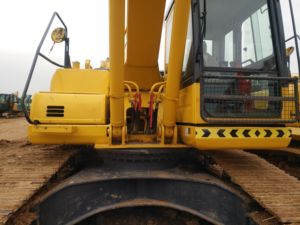 Pelleteuse hydraulique d'occasion KOMATSU PC210-8 21 tonnes PC200 PC160 pour Offre Spéciale à Shanghai - Product Image 3