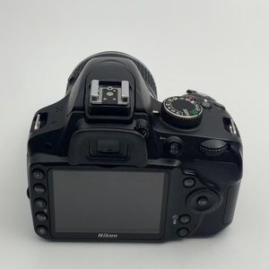 Appareil photo reflex numérique <span class=keywords><strong>Nikon</strong></span> <span class=keywords><strong>D3200</strong></span> d'occasion en gros avec objectif VR 18-55mm, kit 24,2MP, vidéo HD 1080p, Grade A+, reconditionné pour débutants et revente - Product Image 4