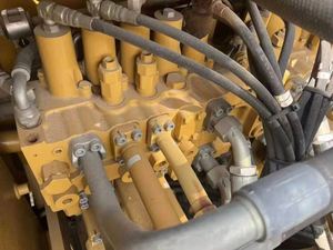 Hot <b>Sale</b> Used Caterpillar 320D2 Crawler Excavator 20 Ton Operating <b>Weight</b> with Core Components Engine and Pump - Product Image 6