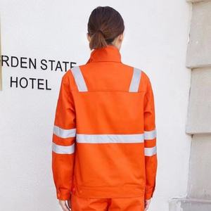 Ropa de Seguridad de Poliéster y Algodón con Detalles Reflectantes de Nuevo Diseño, Uniformes para Trabajos de Construcción - Product Image 3