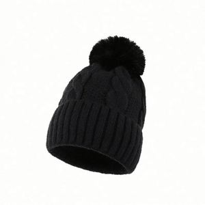 Bonnet d'hiver tricoté pour adulte, protection des oreilles, anti-froid, en acrylique, style slouchy, chaud, avec pompon, pour femmes - Product Image 5