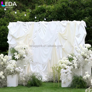 Cortina de Satén Blanca Plisada Cuadrada de Tamaño Personalizado para Decoración de Bodas LEDA, Fondo para Eventos - Product Image 3