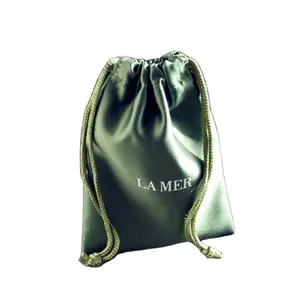 कस्टम छोटा सा उपहार ड्रा स्ट्रिंग बैग पाउच बड़े धूल रेशम साटन Drawstring बैग के साथ लोगो कपड़ा पैकेजिंग