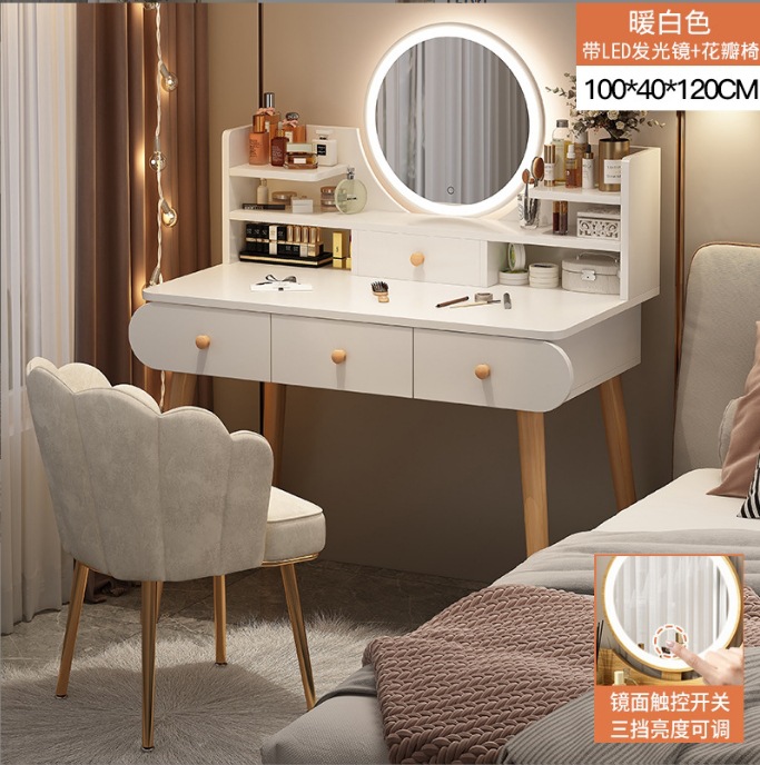 100cm warm white with lights + petal chair