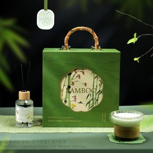 Juego de Velas Aromáticas Artesanales de Cera de Soya Premium de Baja Temperatura con Diseño de Bambú Estilo Chino para Decoración Navideña del Hogar - Product Image 4