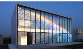 Écran LED transparent haute luminosité P3.9 pour affichage extérieur, installation carrée - Product Image 4