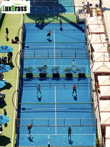 Terrain de padel panoramique extérieur en acier galvanisé à chaud LUX avec finition peinture poudrée, résistant au vent et anticorrosion - Product Image 2