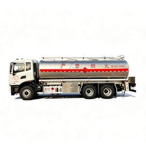 Camión Cisterna para Transporte de Petróleo, Duradero y Confiable, de 10m³-25m³, Camión Cisterna para Carretera, Camiones de Combustible 6*4 - Product Image 1
